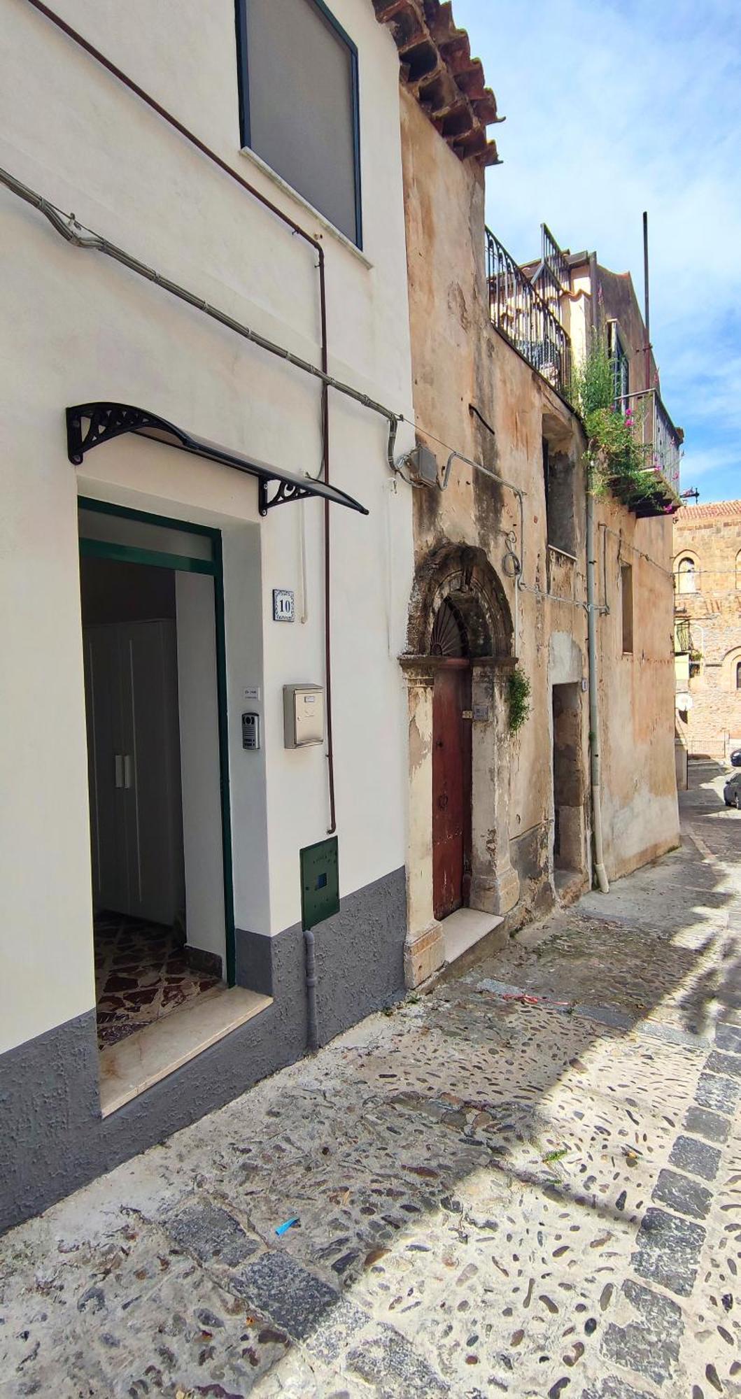 Casa Vacanze Da Nene Cefalu Bilik gambar